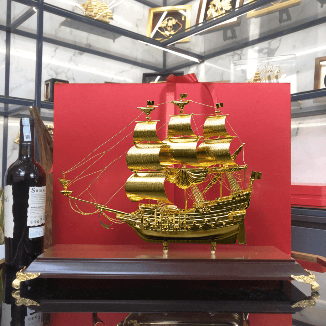 Mô hình thuyền buồm mạ vàng 24K cỡ đại - TB-216