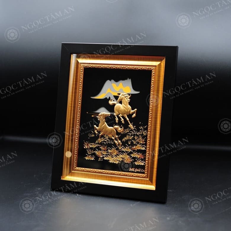 Tranh mã đáo thành công mạ vàng