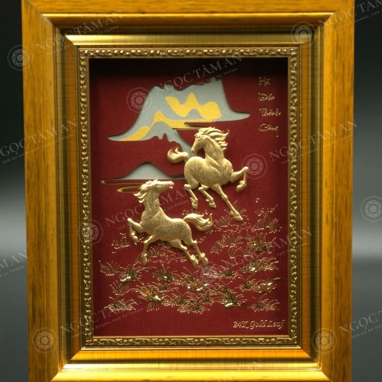 Tranh song mã mạ vàng 24K