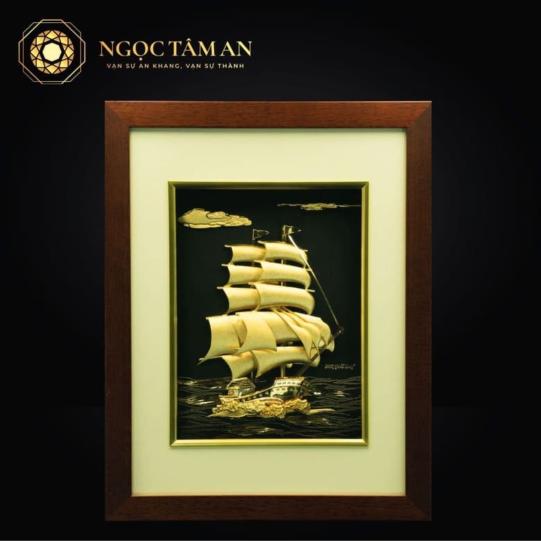 Tranh thuyền buồm xuôi gió