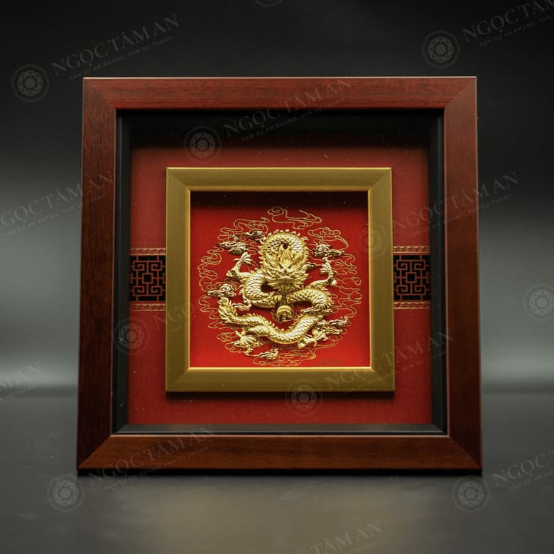 Tranh phong thủy dát vàng toát lên vẻ đẹp sang trọng, tinh tế