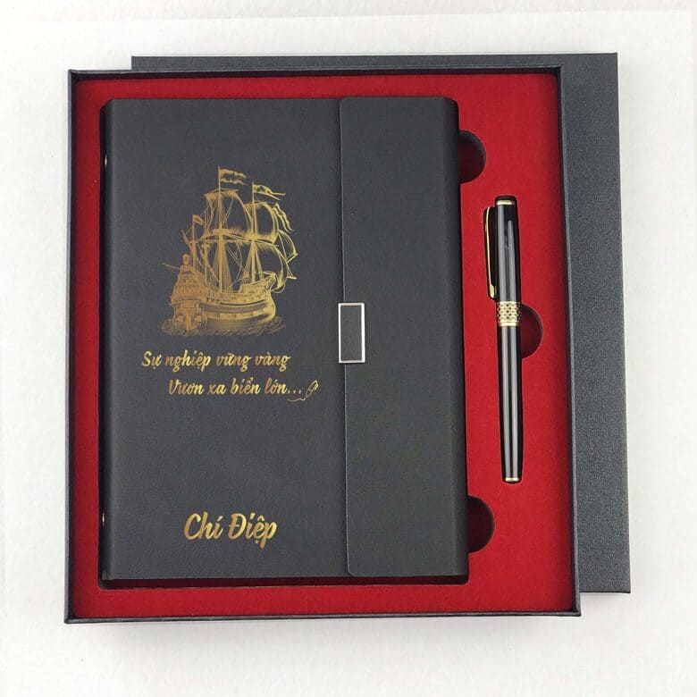Sổ tay, bút ký mang lại cảm giác sang trọng và tiện dụng