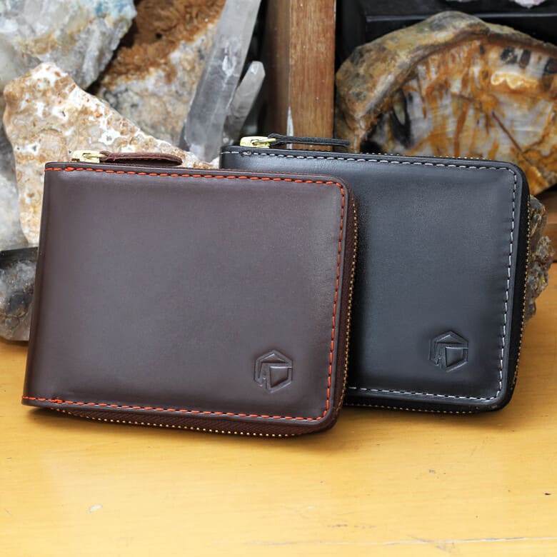 Ví da mang thông điệp chúc cho người nhận luôn gặp may mắn, tài lộc dồi dào