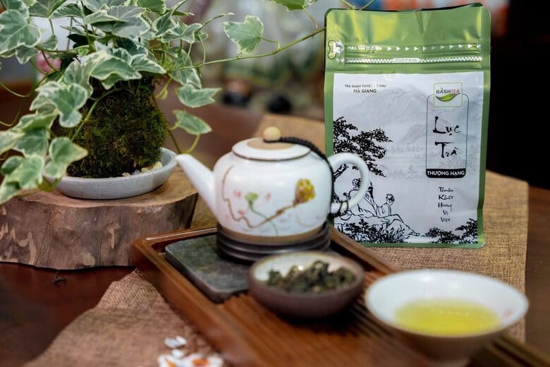 Trà thượng hạng thay lời chúc sức khỏe, bình an và thành công đến người nhận