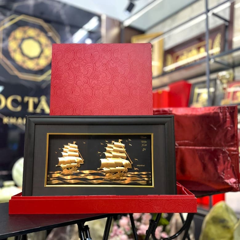 Tranh phong thủy mạ vàng biểu tượng cho tài lộc, thịnh vượng