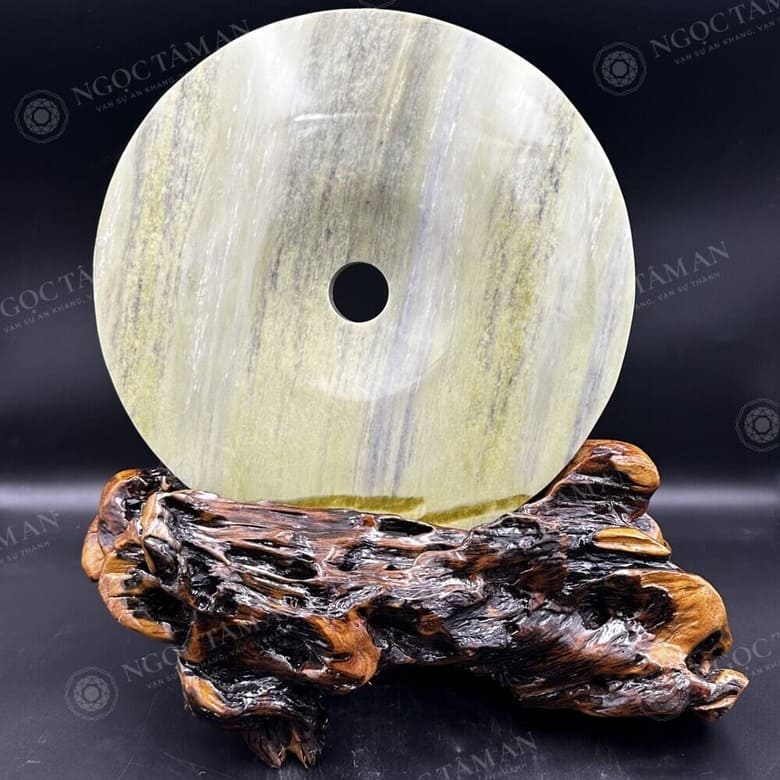 Đồng điếu đá Serpentine giúp thu hút tài lộc