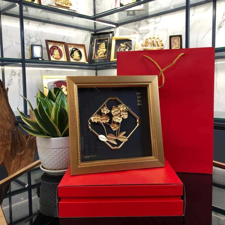 Tranh hoa lan phú quý, thịnh vượng