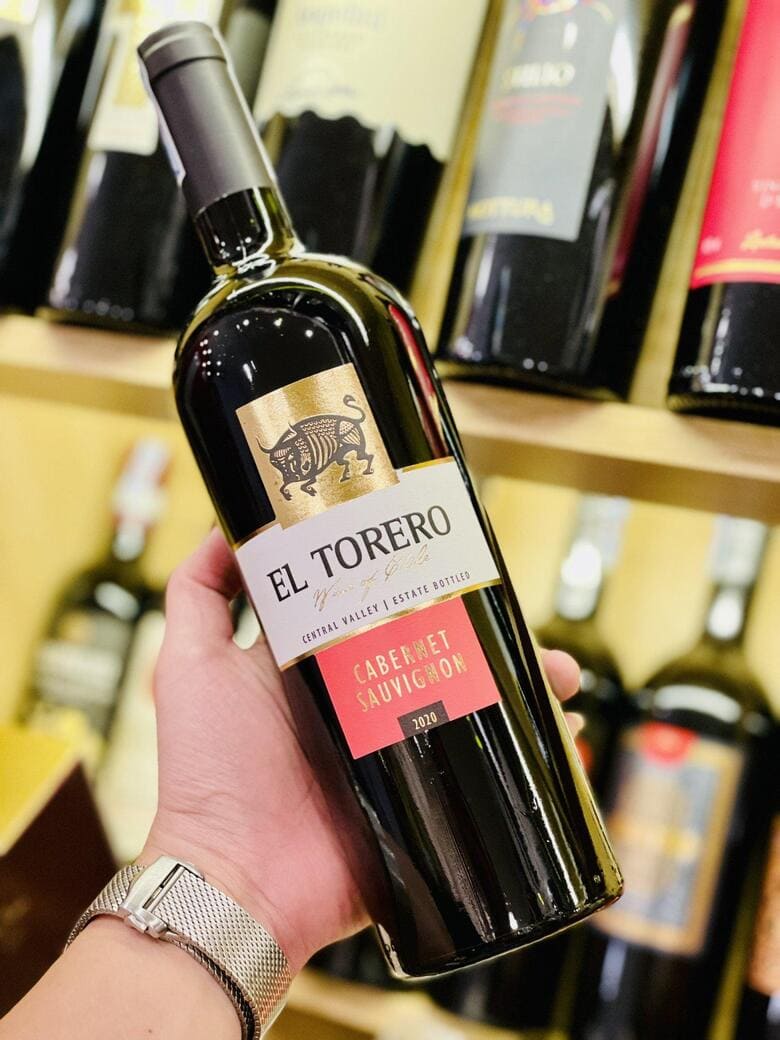 Rượu vang thể hiện sự trân trọng và quan tâm chu đáo 