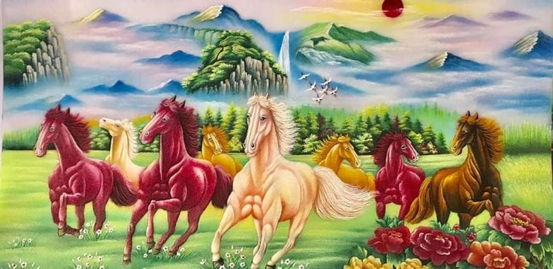 Tranh gắn đá mã đáo thành công