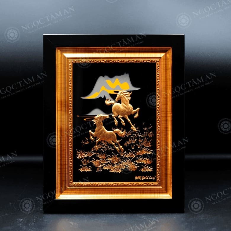Tranh Song mã thành công mạ vàng 24k