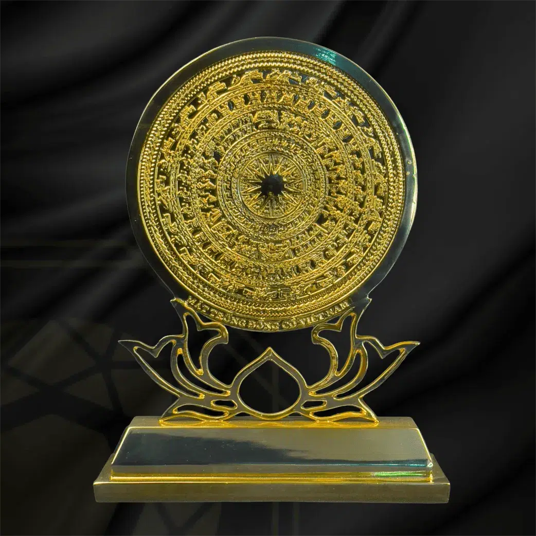 Trống đồng dát vàng