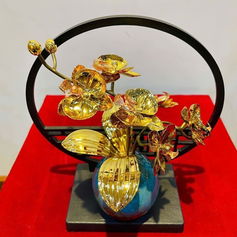 Bình hoa lan 2 nhánh của Ngọc Tâm An 