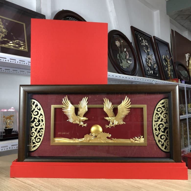 Tranh đại bàng tung cánh mạ vàng