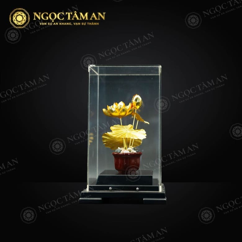 Chậu hoa sen mạ vàng 24K
