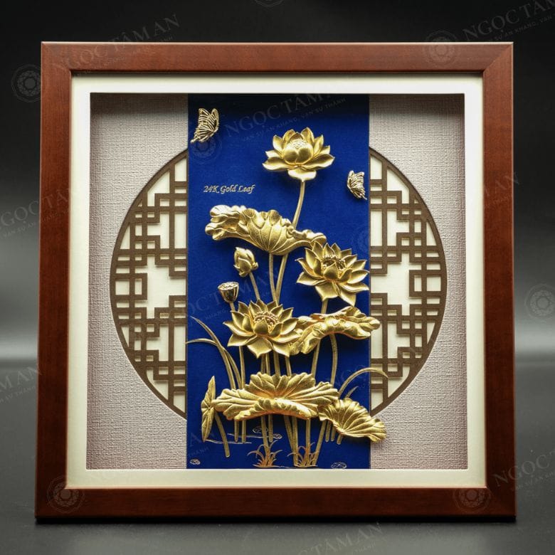 Tranh hoa sen phú quý dát vàng 24K