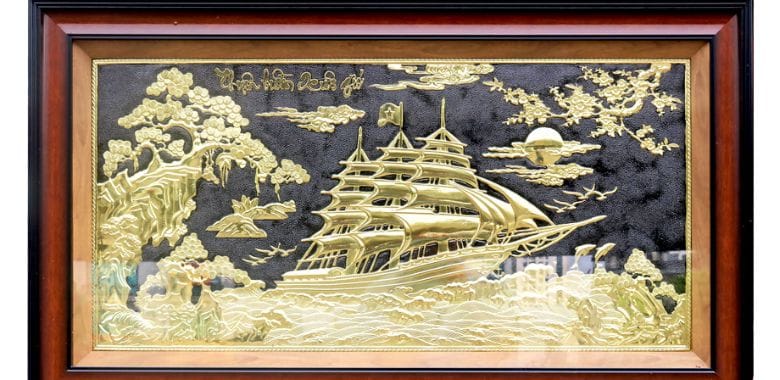 Tranh thuận buồm xuôi gió mạ vàng 24K treo tường