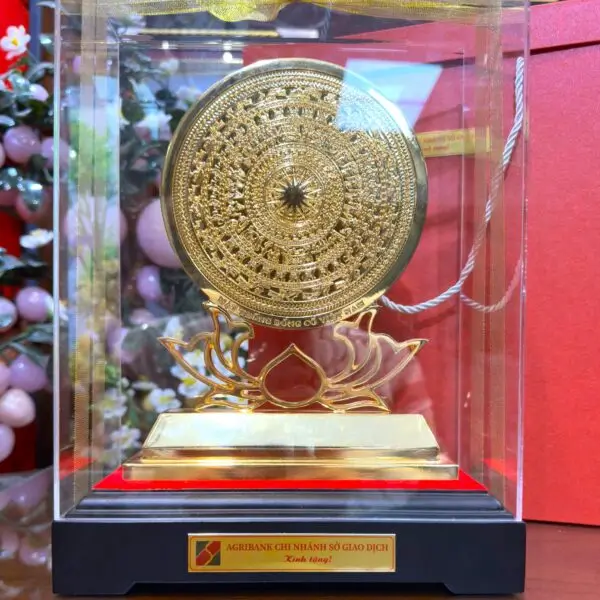 Trống đồng hoa sen mạ vàng 24K (D15cm)