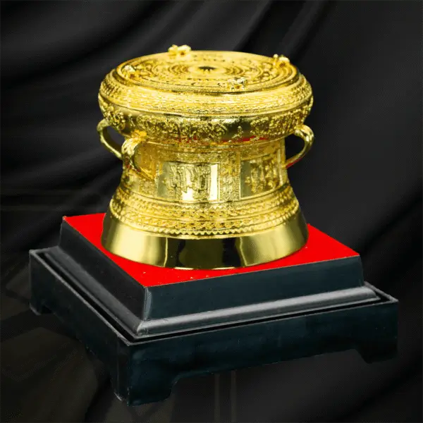 Trống đồng mạ vàng 24K