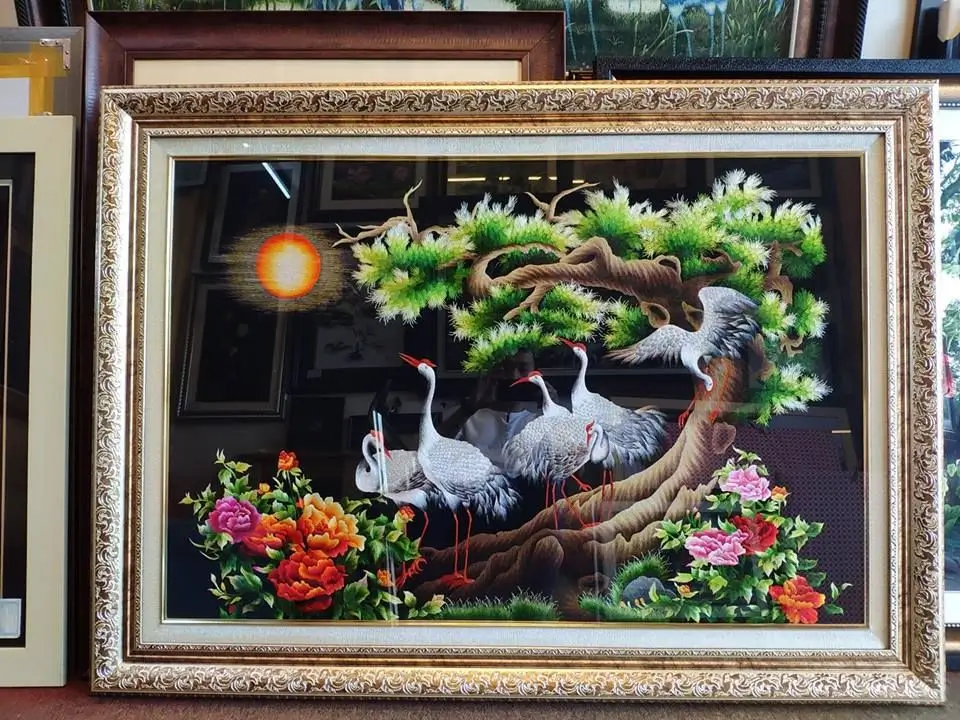 Tranh thuê tay truyền thống Tùng Hạc Diên Niên