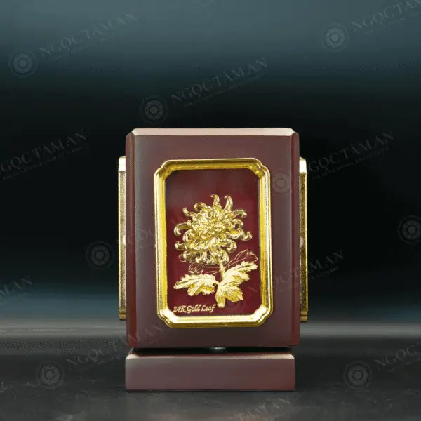 Hộp bút tứ quý mạ vàng