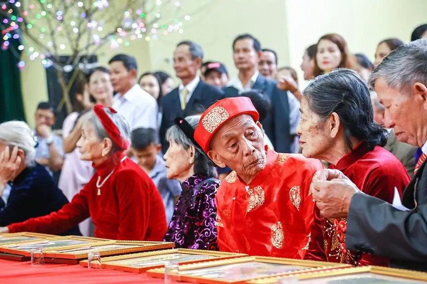 Mừng thọ người cao tuổi