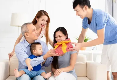 Quà tặng cho người lớn tuổi